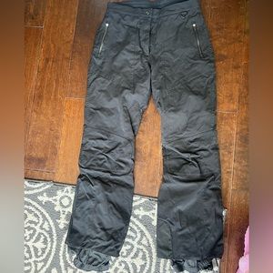 Obermeyer Ladies Ski pants size 12